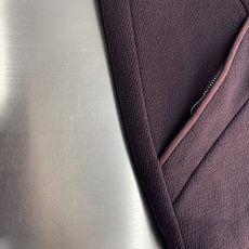 -Loro Piana 26FW早秋新款密织磨毛科技纤维立领马甲,男士后领经典刺绣徽标时尚拉链无袖马甲外套!贸易 -Loro Piana 26FW早秋新款密织磨毛科技纤维立领马甲,男士后领经典刺绣徽标时尚拉链无袖马甲外套!贸易