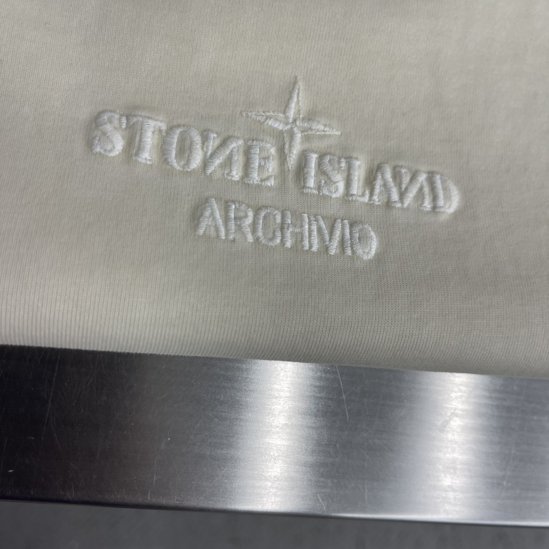 -Stone Island 2026秋冬系列休闲圆领T恤 码数:M-5XL 正常版型 超喜欢一款宽松短袖T恤衫 -Stone Island 2026秋冬系列休闲圆领T恤 码数:M-5XL 正常版型 超喜欢一款宽松短袖T恤衫