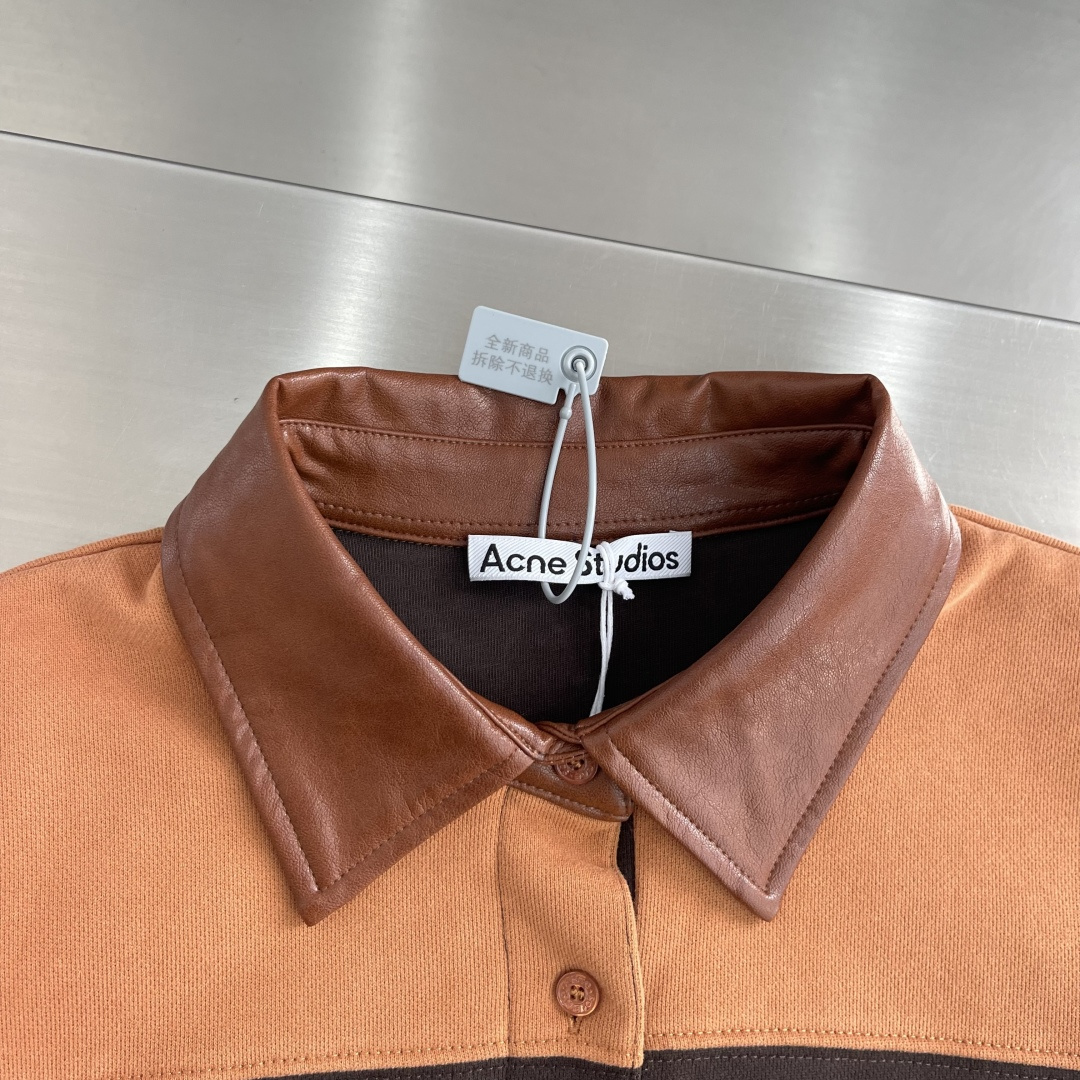 -Acne Studios 26fw复古皮革翻领撞色条纹卫衣 定染320克双股毛圈卫衣料 精致科技皮 模版刺绣 面 -Acne Studios 26fw复古皮革翻领撞色条纹卫衣 定染320克双股毛圈卫衣料 精致科技皮 模版刺绣 面