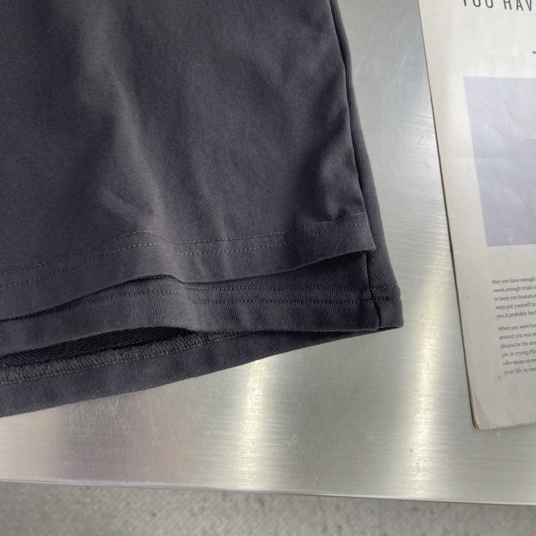 -Acne Studios 徽标叠层连帽卫衣 定制双珩凝萃洗织毛圈棉 丰盈绵糯 舒适亲肤 雾调米杏浸染衣身 朦胧 -Acne Studios 徽标叠层连帽卫衣 定制双珩凝萃洗织毛圈棉 丰盈绵糯 舒适亲肤 雾调米杏浸染衣身 朦胧