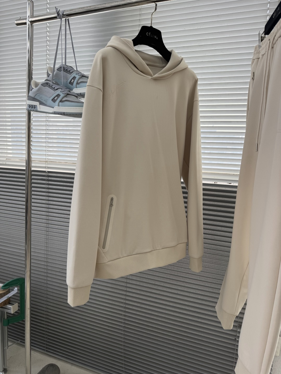 整套 -Y-3 2026秋冬套装(不拆卖) 顶级原单品质版本贸易公司渠道订单,海外精品独家限定发售,经典即永恒 整套 -Y-3 2026秋冬套装(不拆卖) 顶级原单品质版本贸易公司渠道订单,海外精品独家限定发售,经典即永恒