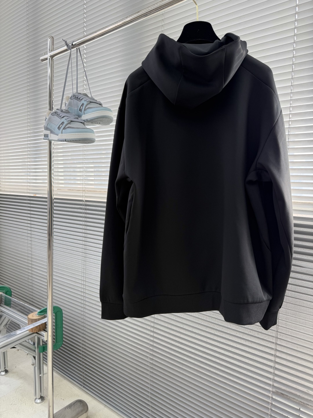 整套 -Y-3 2026秋冬套装(不拆卖) 顶级原单品质版本贸易公司渠道订单,海外精品独家限定发售,经典即永恒 整套 -Y-3 2026秋冬套装(不拆卖) 顶级原单品质版本贸易公司渠道订单,海外精品独家限定发售,经典即永恒