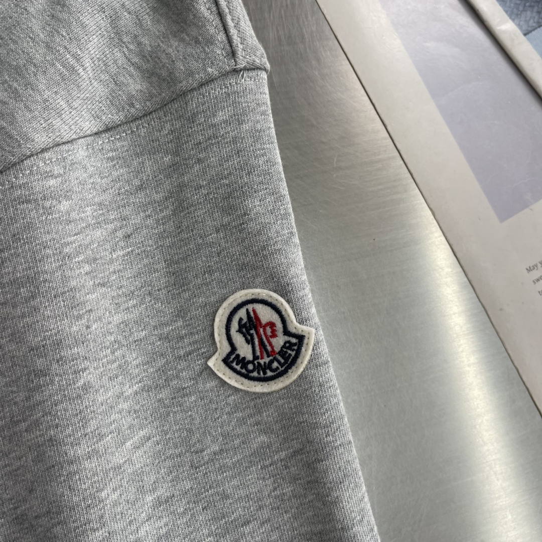 -mon     2026春夏新款短袖T恤 定制纯棉字母logo 刺绣 颜色：黑色  白色  藏青 黑色 码数：S  M