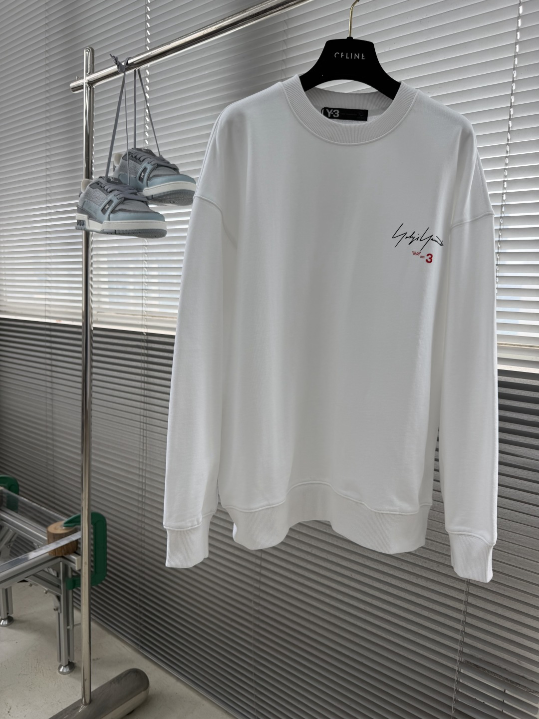 -Y-3     2026春夏新款短袖T恤 定制纯棉字母logo 刺绣 颜色：黑色  白色  灰色 码数：S  M  L