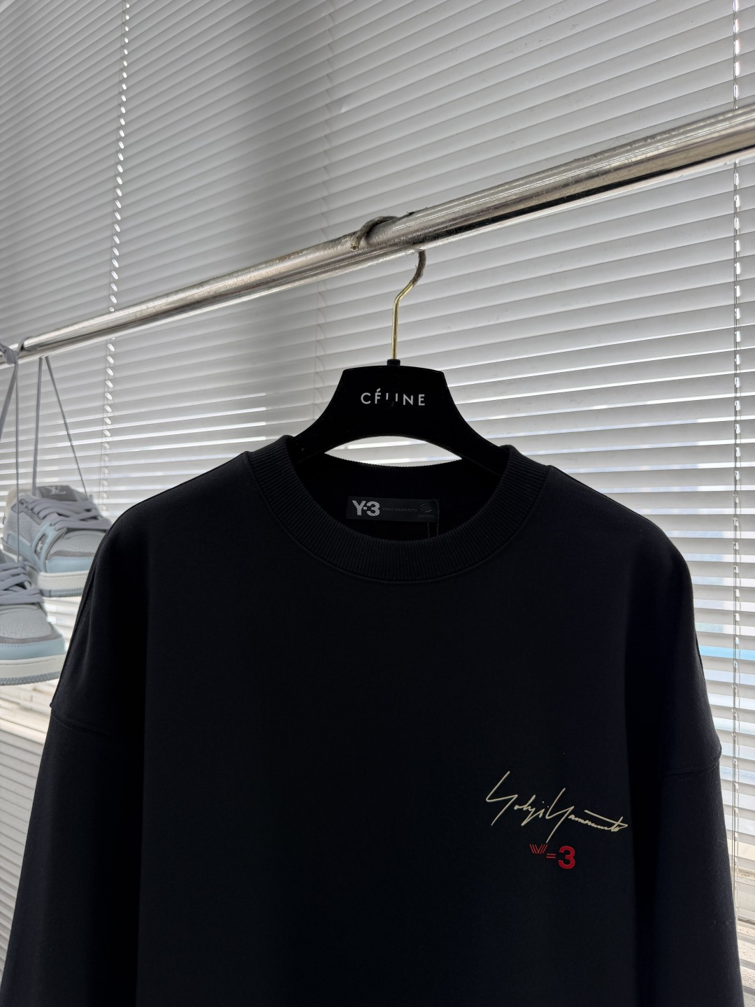 -Y-3     2026春夏新款短袖T恤 定制纯棉字母logo 刺绣 颜色：黑色  白色  灰色 码数：S  M  L