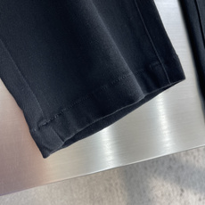 -Loro Piana 2026秋冬官网新款男士休闲长裤,高密斜纹面料,触感细腻挺括,抗皱易打理。经典五袋裤型, -Loro Piana 2026秋冬官网新款男士休闲长裤,高密斜纹面料,触感细腻挺括,抗皱易打理。经典五袋裤型,