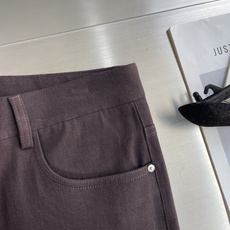 -Loro Piana 2026秋冬官网新款男士休闲长裤,高密斜纹面料,触感细腻挺括,抗皱易打理。经典五袋裤型, -Loro Piana 2026秋冬官网新款男士休闲长裤,高密斜纹面料,触感细腻挺括,抗皱易打理。经典五袋裤型,