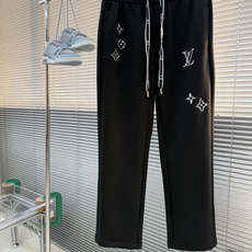 -驴牌 秋冬限定直筒休闲卫裤,男士衣橱刚需神裤❤️甄选高垂顺天丝混纺面料,软糯透气不闷身,春秋单穿、冬季内搭都适配 -驴牌 秋冬限定直筒休闲卫裤,男士衣橱刚需神裤❤️甄选高垂顺天丝混纺面料,软糯透气不闷身,春秋单穿、冬季内搭都适配