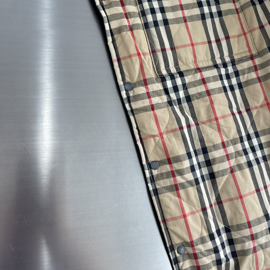 -BBR 26fw新款秋冬系列双面穿绗缝衬衫式棉服 男款 高版本 码数:S.M.L.XL.XXL 衣长 71 -BBR 26fw新款秋冬系列双面穿绗缝衬衫式棉服 男款 高版本 码数:S.M.L.XL.XXL 衣长 71
