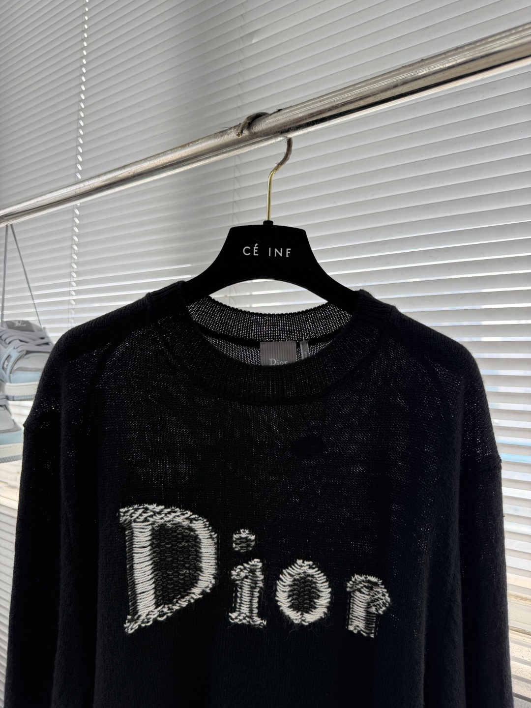 -Dio 26fw羊毛字母提花Logo羊绒衫 美利奴羊毛混纺纱线 采用日本进口(岛精)7针织机 毛料提花 毛料酵洗 -Dio 26fw羊毛字母提花Logo羊绒衫 美利奴羊毛混纺纱线 采用日本进口(岛精)7针织机 毛料提花 毛料酵洗