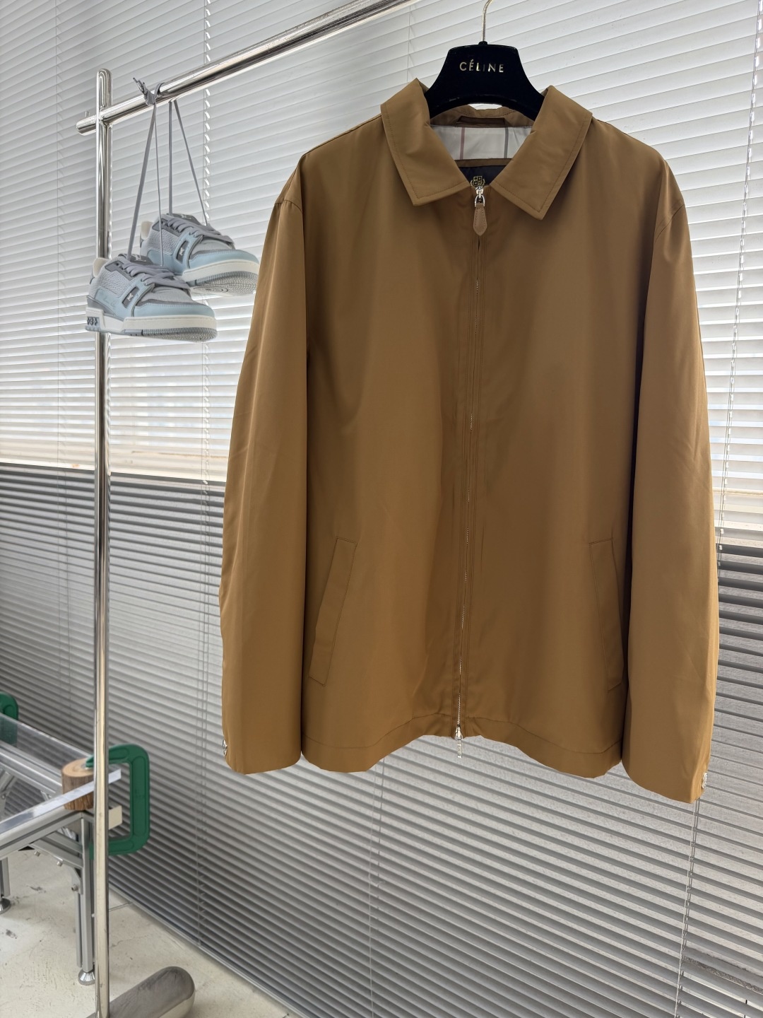 -Loro Piana 经典防风猎装 格纹里衬通勤翻领夹克外来自顶奢奢牌Loro Pian*的猎装夹克,是意式老钱风都市 -Loro Piana 经典防风猎装 格纹里衬通勤翻领夹克外来自顶奢奢牌Loro Pian*的猎装夹克,是意式老钱风都市