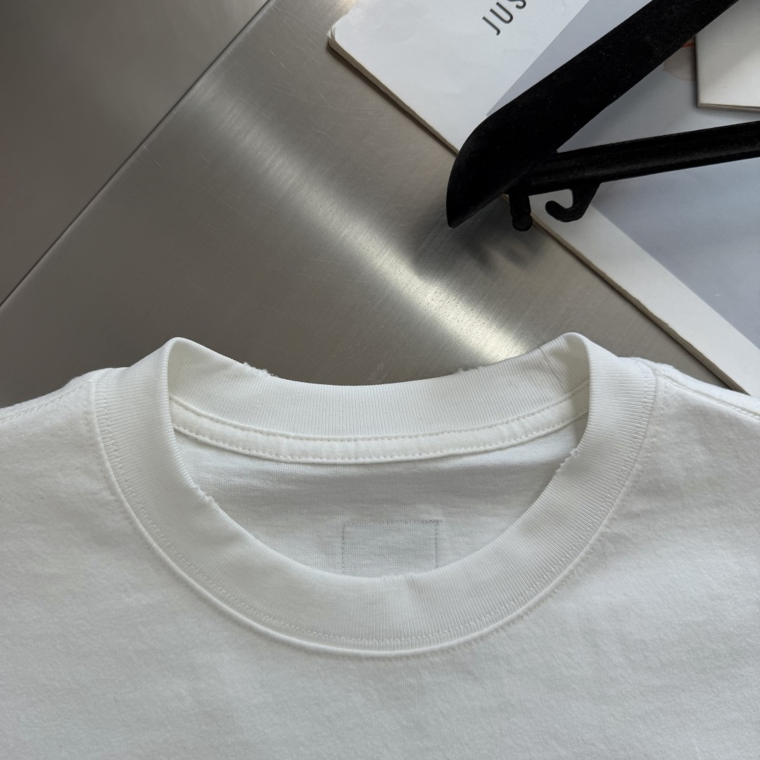 -Stone Island     2026秋冬新款圆领短袖T恤衫  100%长绒棉 亲肤舒适，款式简约，袖口✨星星图案