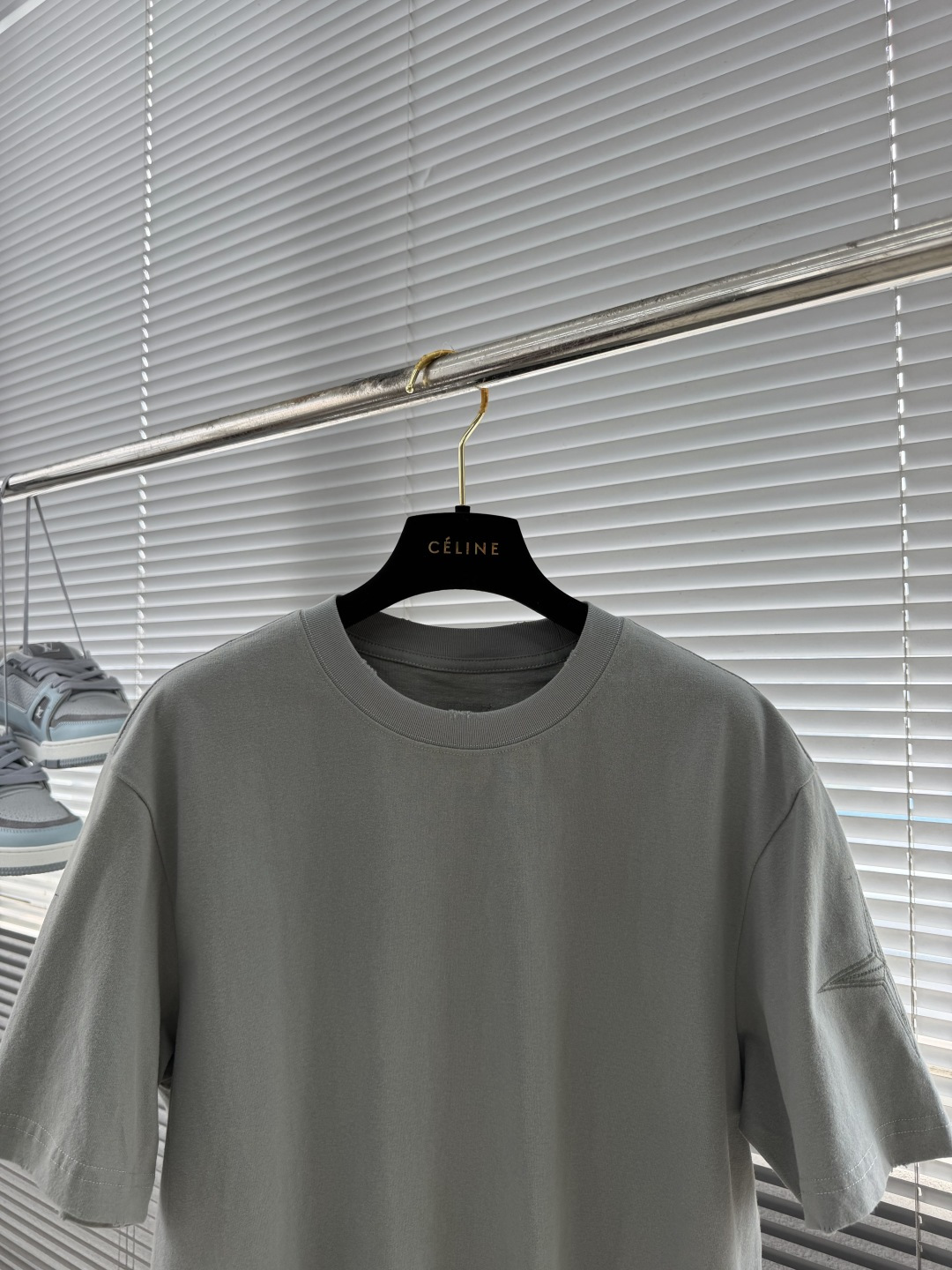 -Stone Island     2026秋冬新款圆领短袖T恤衫  100%长绒棉 亲肤舒适，款式简约，袖口✨星星图案