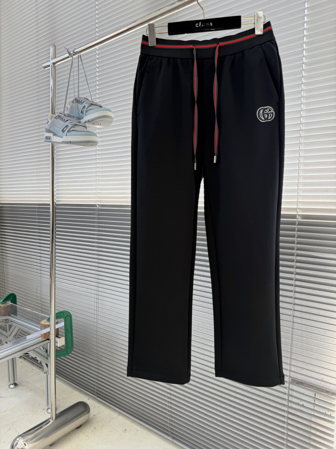 -GUCC     早秋直筒休闲卫裤｜意式奢感，松弛高级感拉满！甄选高垂感针织面料，触感软糯亲肤，垂坠抗皱，上身利落不臃