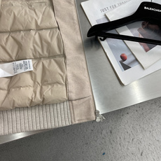 -驴牌 男士羊毛翻领夹克,26秋冬高级秀场款,重磅级臻品,殿堂级品鉴尤物。常规的版型,简约设计剪裁干净利落的同时, -驴牌 男士羊毛翻领夹克,26秋冬高级秀场款,重磅级臻品,殿堂级品鉴尤物。常规的版型,简约设计剪裁干净利落的同时,
