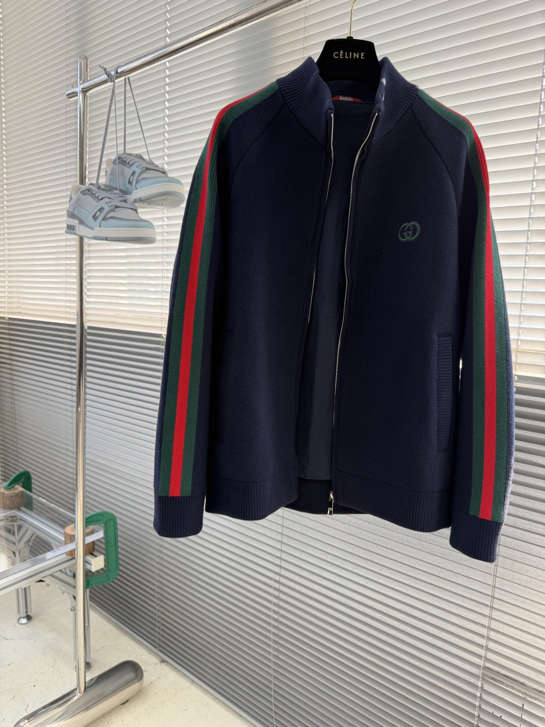 -GUCC     26fw最新针织设计款夹克外套，秀场新品‼品相非常完美，舒适保暖，三标齐全色泽饱满诱人，非常出彩的设
