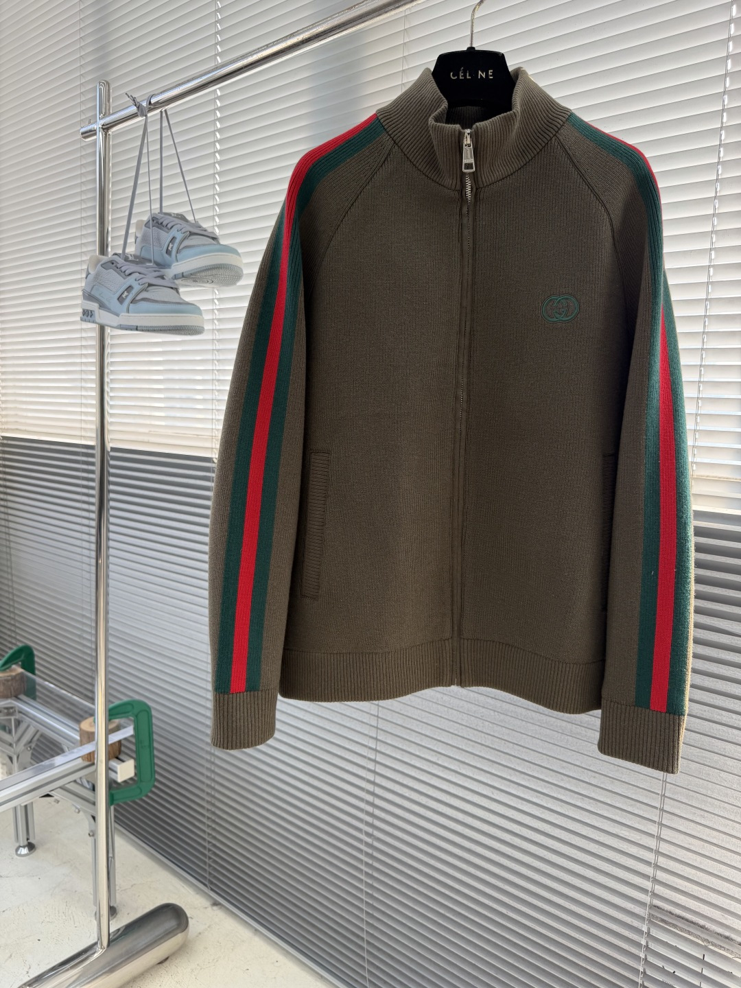 -GUCC     26fw最新针织设计款夹克外套，秀场新品‼品相非常完美，舒适保暖，三标齐全色泽饱满诱人，非常出彩的设