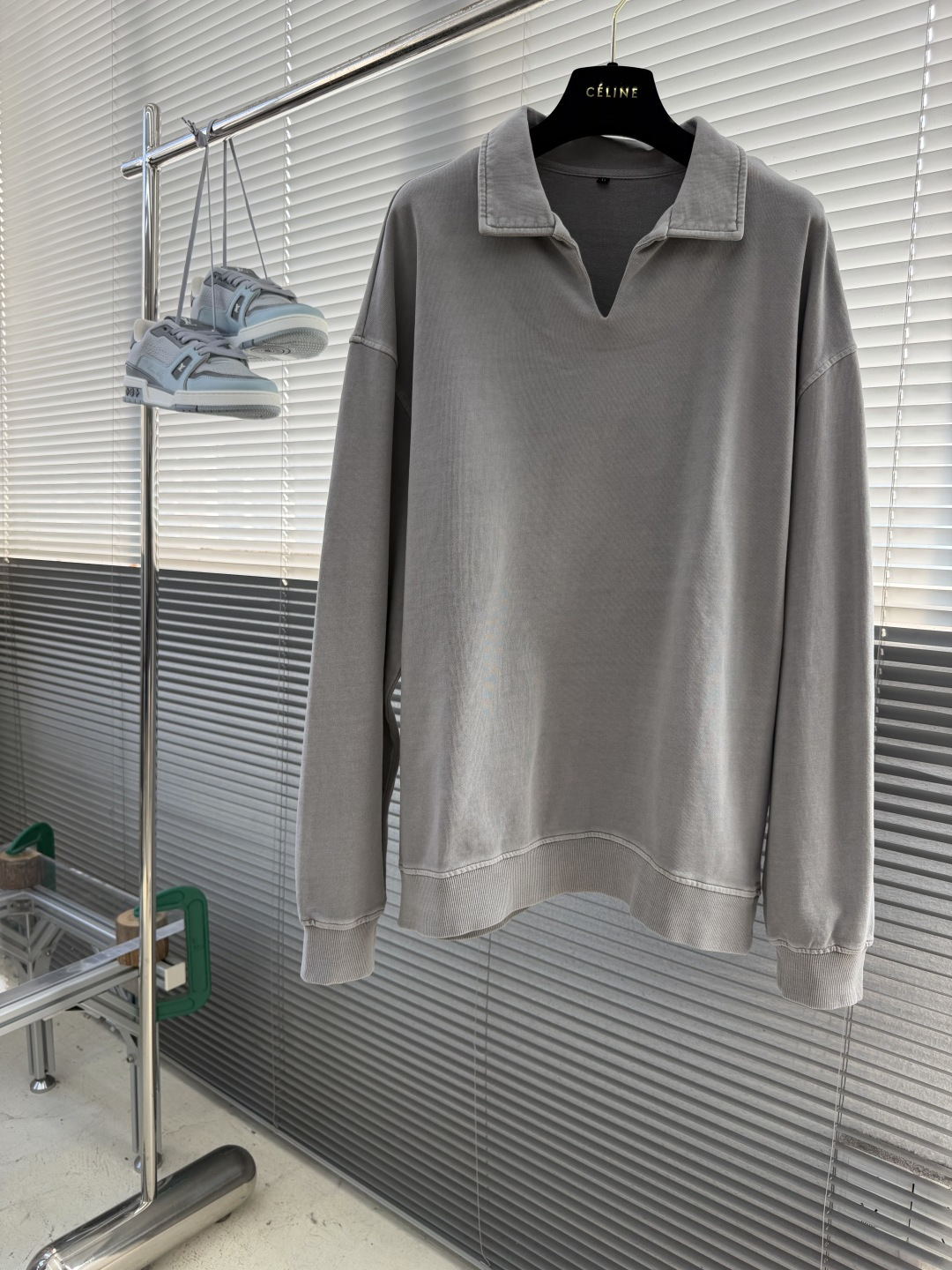 -Z ZEGN     Vintage棉水洗Polo领长袖 Polo领+卫衣棉，两种衣服合在一件上。 领子是衬衫领的结构
