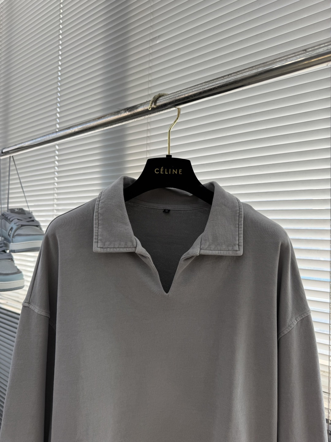-Z ZEGN     Vintage棉水洗Polo领长袖 Polo领+卫衣棉，两种衣服合在一件上。 领子是衬衫领的结构