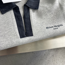 -MM6 马吉拉 拼接领长袖Polo|早秋新款✨ 牛仔撞色翻领,设计感恰到好处,不浮夸 垂顺针织面料,上身软糯透气 -MM6 马吉拉 拼接领长袖Polo|早秋新款✨ 牛仔撞色翻领,设计感恰到好处,不浮夸 垂顺针织面料,上身软糯透气