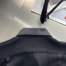 -Brioni/布里奥尼 35%羊毛65%莱赛尔一片领男士休闲衬衫 作为意大利顶奢男装世家Brioni的经典休闲代 -Brioni/布里奥尼 35%羊毛65%莱赛尔一片领男士休闲衬衫 作为意大利顶奢男装世家Brioni的经典休闲代