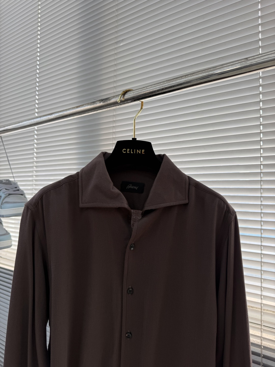 -Brioni/布里奥尼 35%羊毛65%莱赛尔一片领男士休闲衬衫 作为意大利顶奢男装世家Brioni的经典休闲代 -Brioni/布里奥尼 35%羊毛65%莱赛尔一片领男士休闲衬衫 作为意大利顶奢男装世家Brioni的经典休闲代