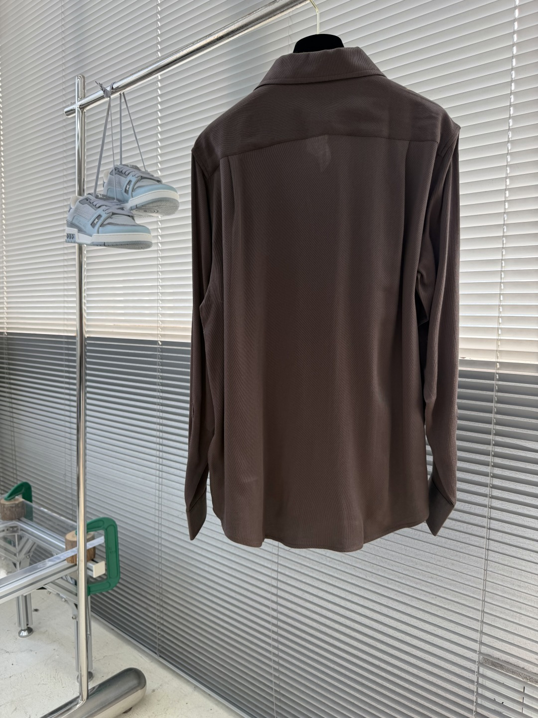 -Brioni/布里奥尼 35%羊毛65%莱赛尔一片领男士休闲衬衫 作为意大利顶奢男装世家Brioni的经典休闲代 -Brioni/布里奥尼 35%羊毛65%莱赛尔一片领男士休闲衬衫 作为意大利顶奢男装世家Brioni的经典休闲代