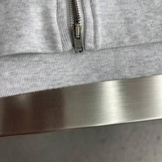 -Acne Studio FW26刺绣徽标纯色拉链长袖 卫衣 男女同款 码数:M.L.XL.XXL 尺码 衣长 -Acne Studio FW26刺绣徽标纯色拉链长袖 卫衣 男女同款 码数:M.L.XL.XXL 尺码 衣长
