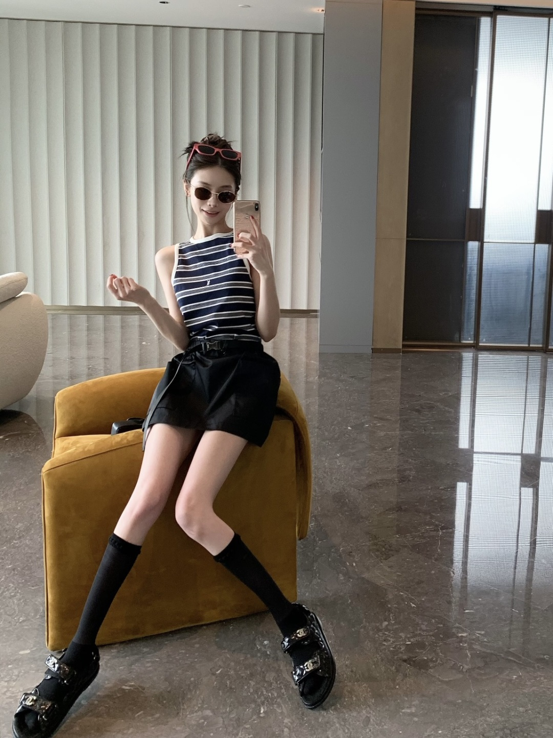 생로랑 컬러 블록 로고 자수 크루넥 반팔 티셔츠 26 SS 이미지 8
