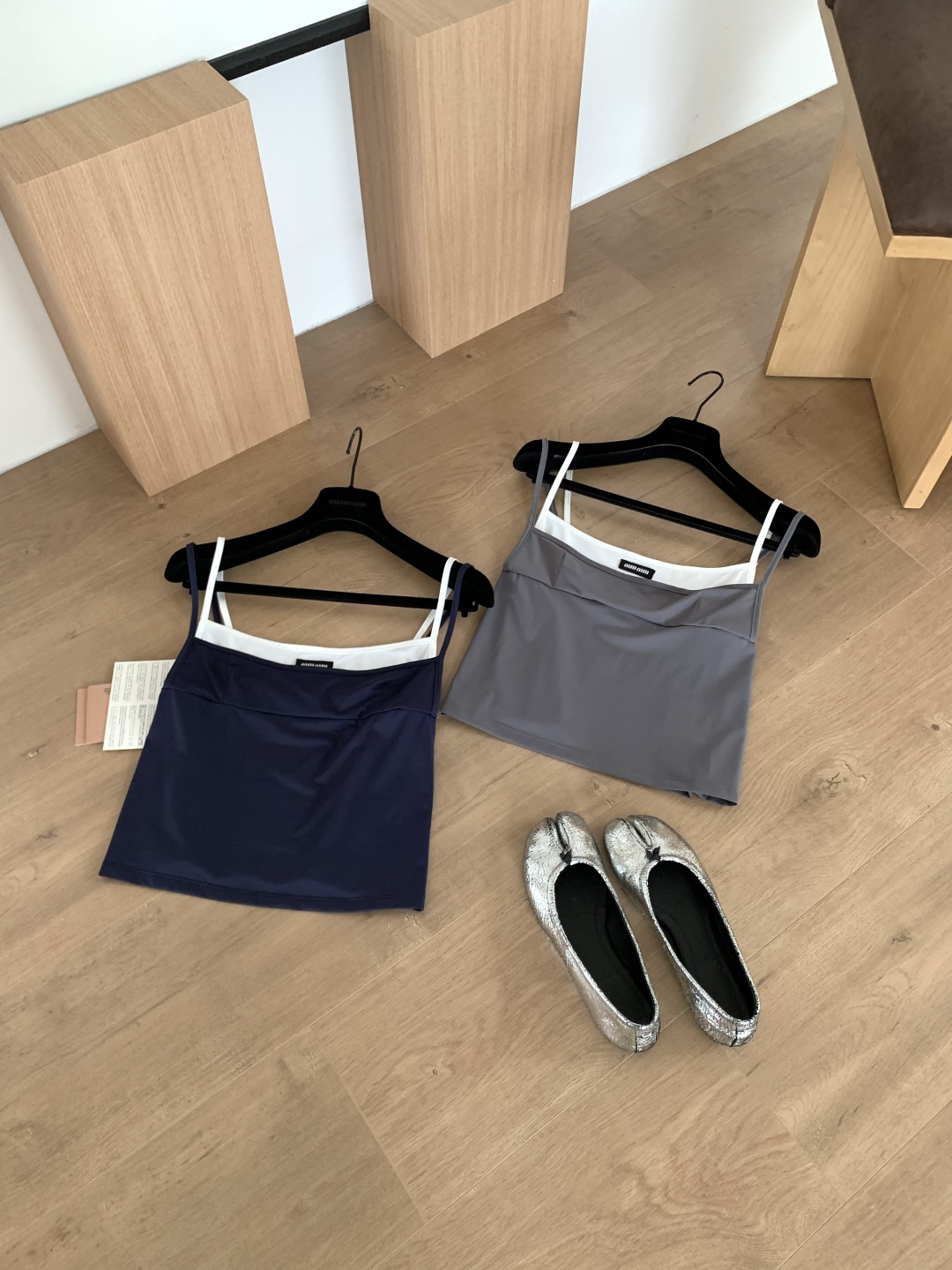 미우미우 26SS 여성 반팔 116950 Miu Miu T Shirt