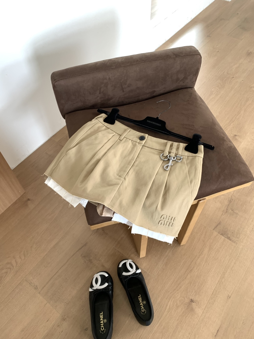 미우미우 26SS 여성 스커트 116954 Miu Miu Skirt