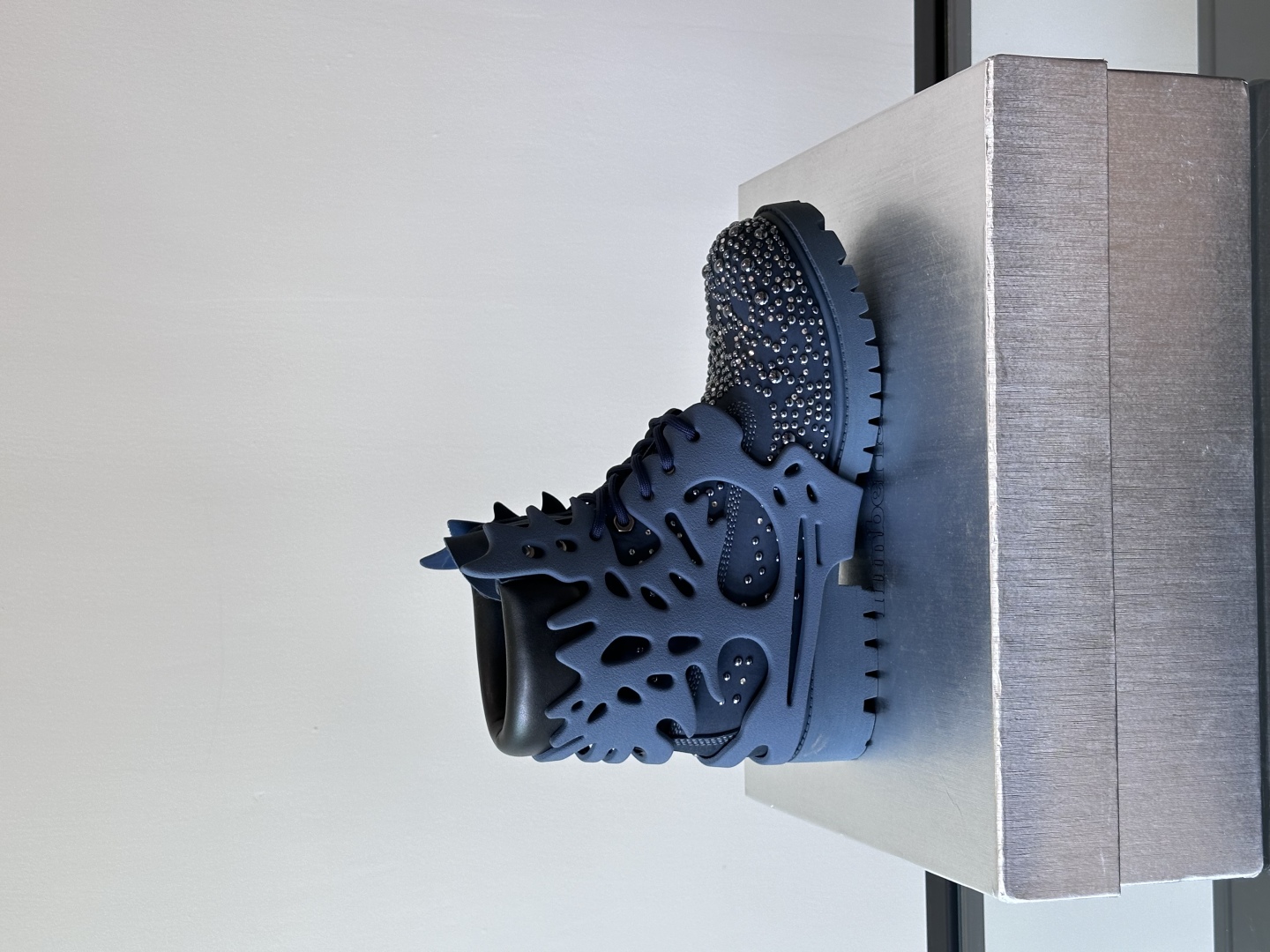   Timberland👟  Pharrell新系列风格的大黄靴格外闪耀🪩Mattias Gollin 