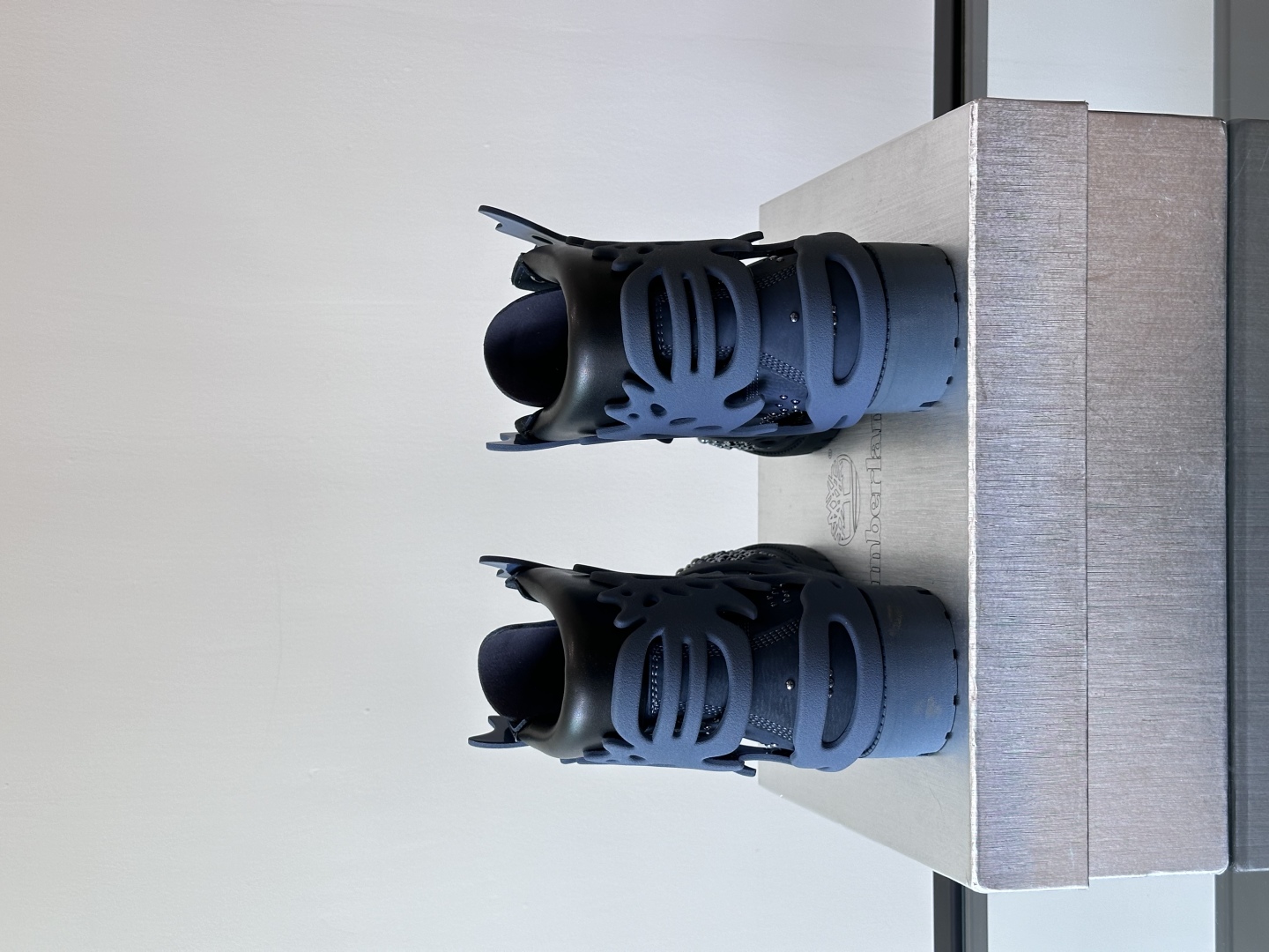   Timberland👟  Pharrell新系列风格的大黄靴格外闪耀🪩Mattias Gollin 