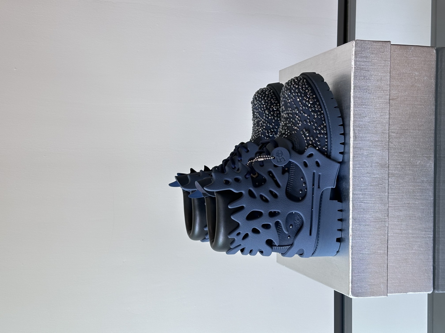   Timberland👟  Pharrell新系列风格的大黄靴格外闪耀🪩Mattias Gollin 