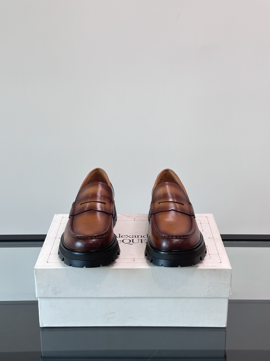 Alexander McQueen 亚历山大·麦昆  厚底松糕男士皮鞋，原版开模定制大底，进口头层牛皮，