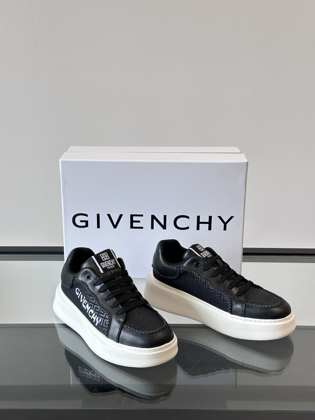 ▫️Gv *y～全新GIV 1男士厚底增高休闲运动鞋，鞋面高品质小牛皮拼接透气布面制成！上脚效果帅气有型