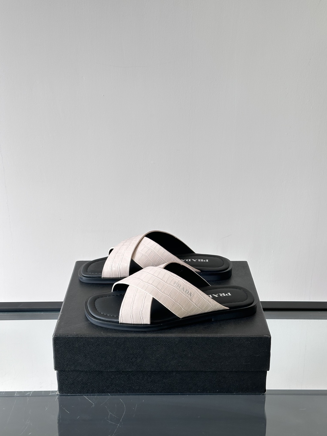 PRADA Luxury Crisscross Leather Sandals, Comfortable and Durable, Size 39-44 4 cmp i1742968505537 4756 0 2