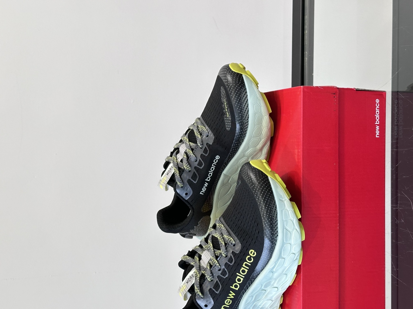 New Balance More Trail V3 潮流舒适气质百搭 织物 低帮 越野跑步鞋 New b