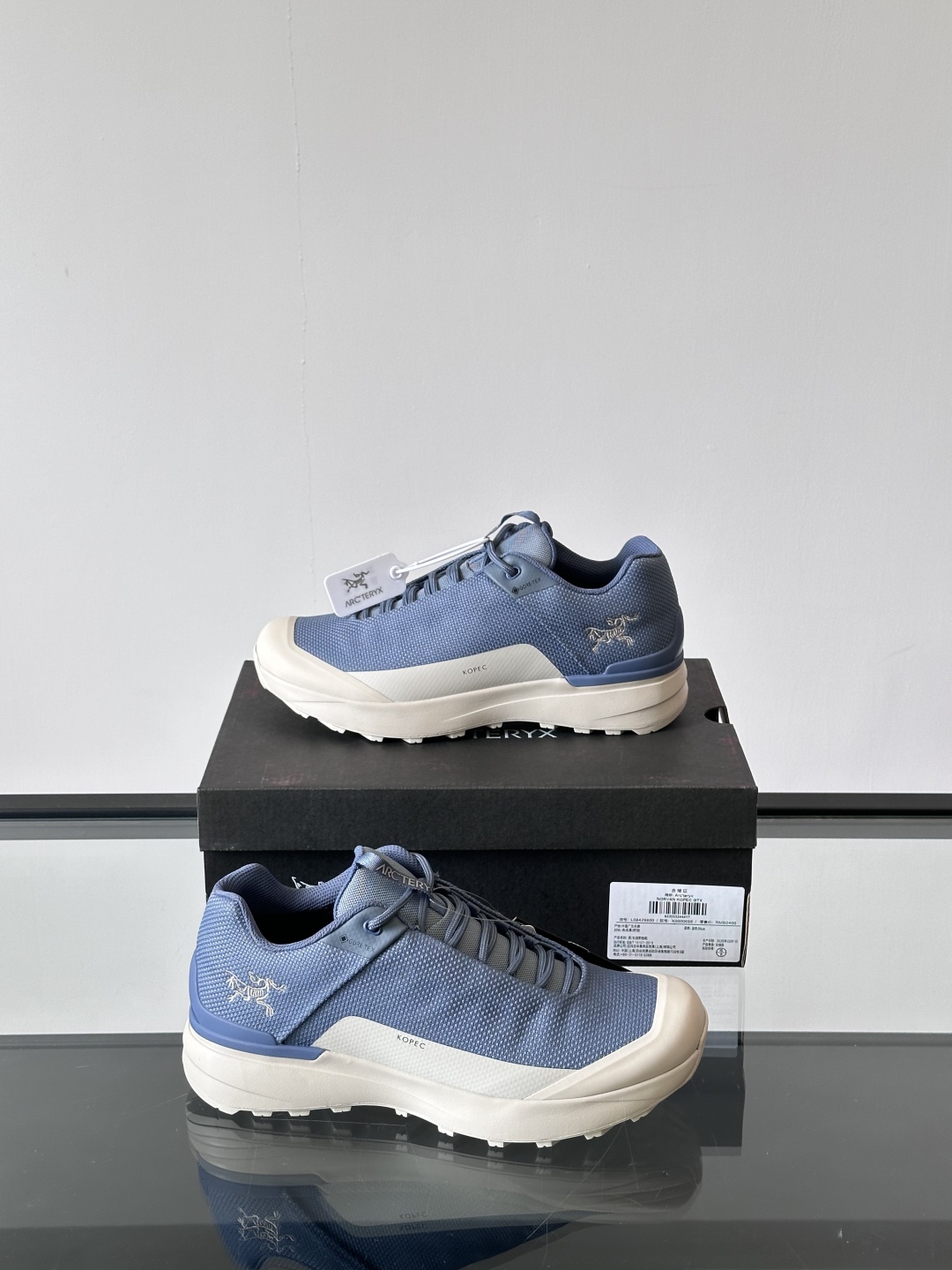 ARC'TERYX  KOPEC系列低帮始祖鸟莞版高性能越野跑鞋👟,轻快舒适而有支撑力，专为在技术路线上