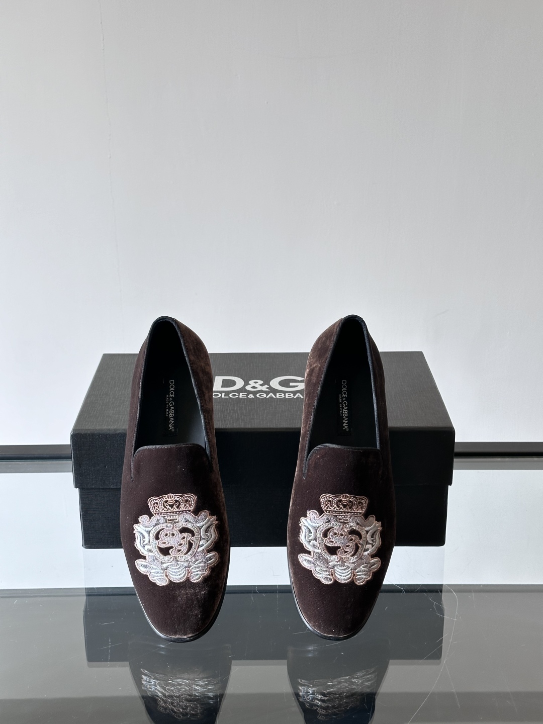D&G 高端男士正装鞋休闲皮鞋，绅士臻享 型男必备 意大利进口牛皮皮胚 头层丝绒牛皮鞋面 皮质质感一览无