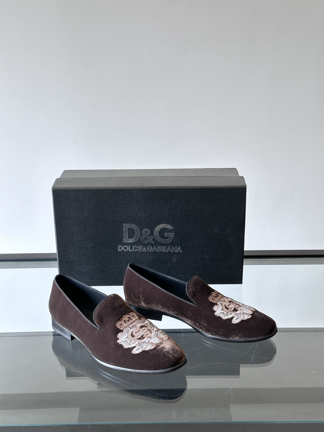 D&G 高端男士正装鞋休闲皮鞋，绅士臻享 型男必备 意大利进口牛皮皮胚 头层丝绒牛皮鞋面 皮质质感一览无