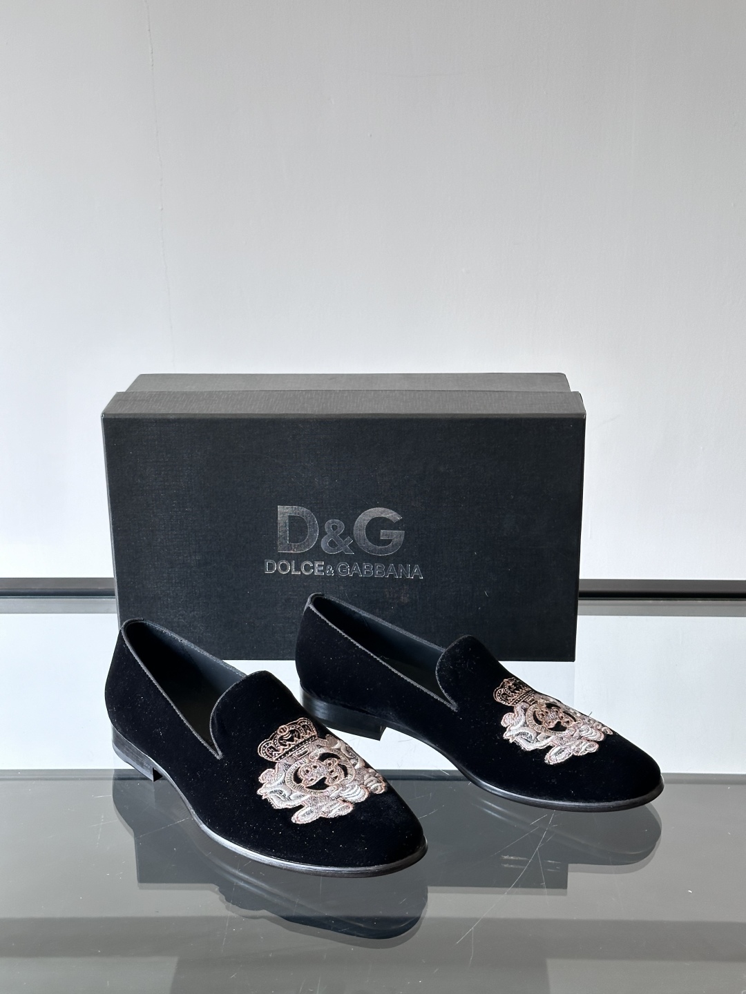 D&G 高端男士正装鞋休闲皮鞋，绅士臻享 型男必备 意大利进口牛皮皮胚 头层丝绒牛皮鞋面 皮质质感一览无