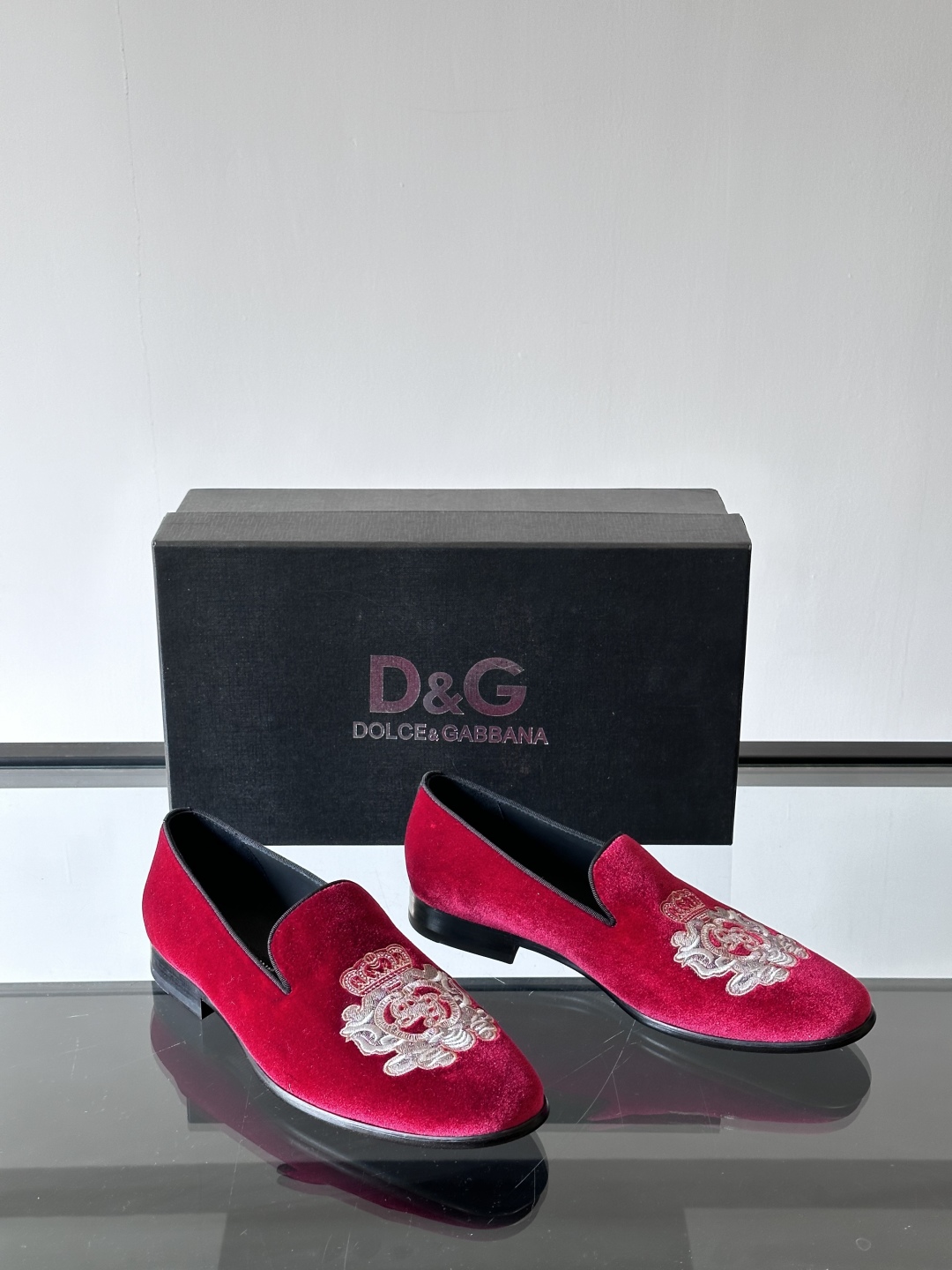 D&G 高端男士正装鞋休闲皮鞋，绅士臻享 型男必备 意大利进口牛皮皮胚 头层丝绒牛皮鞋面 皮质质感一览无