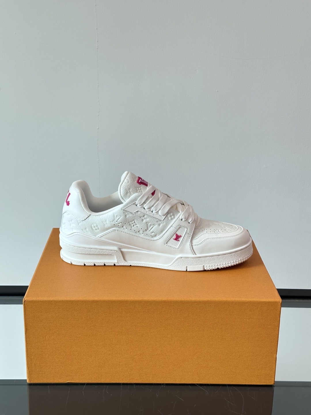 LV 樱花🌸粉 Trainer ,LV x 村上隆2.0樱花🌸Trainer来了~~LV x 村上隆第二