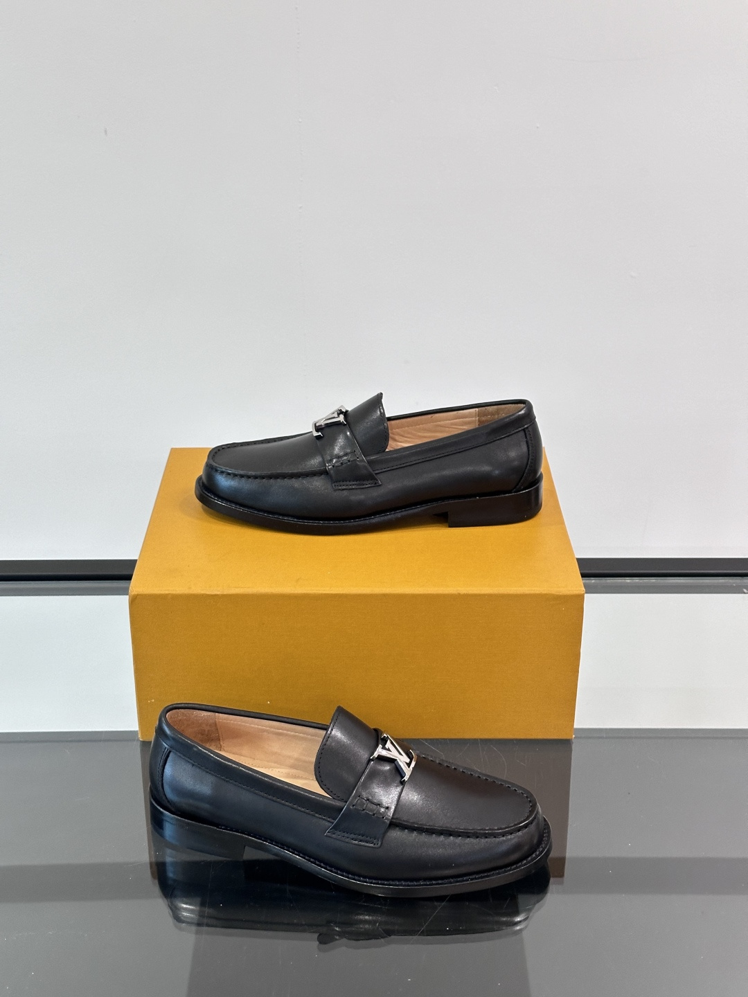 L.v 高端男士正装休闲皮鞋 - 进口牛皮使用のクラシックデザイン