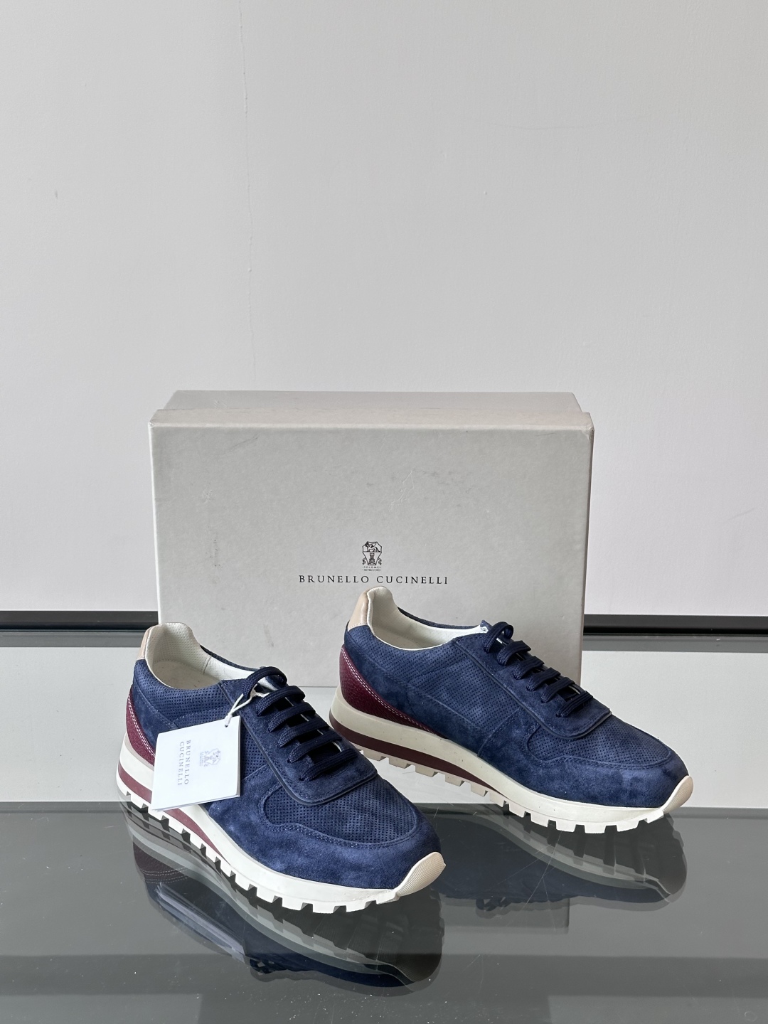 Brunello Cucinelli 新款拼色运动板男鞋 此款运动鞋面料采用意大利进口高丝光水洗翻毛皮和