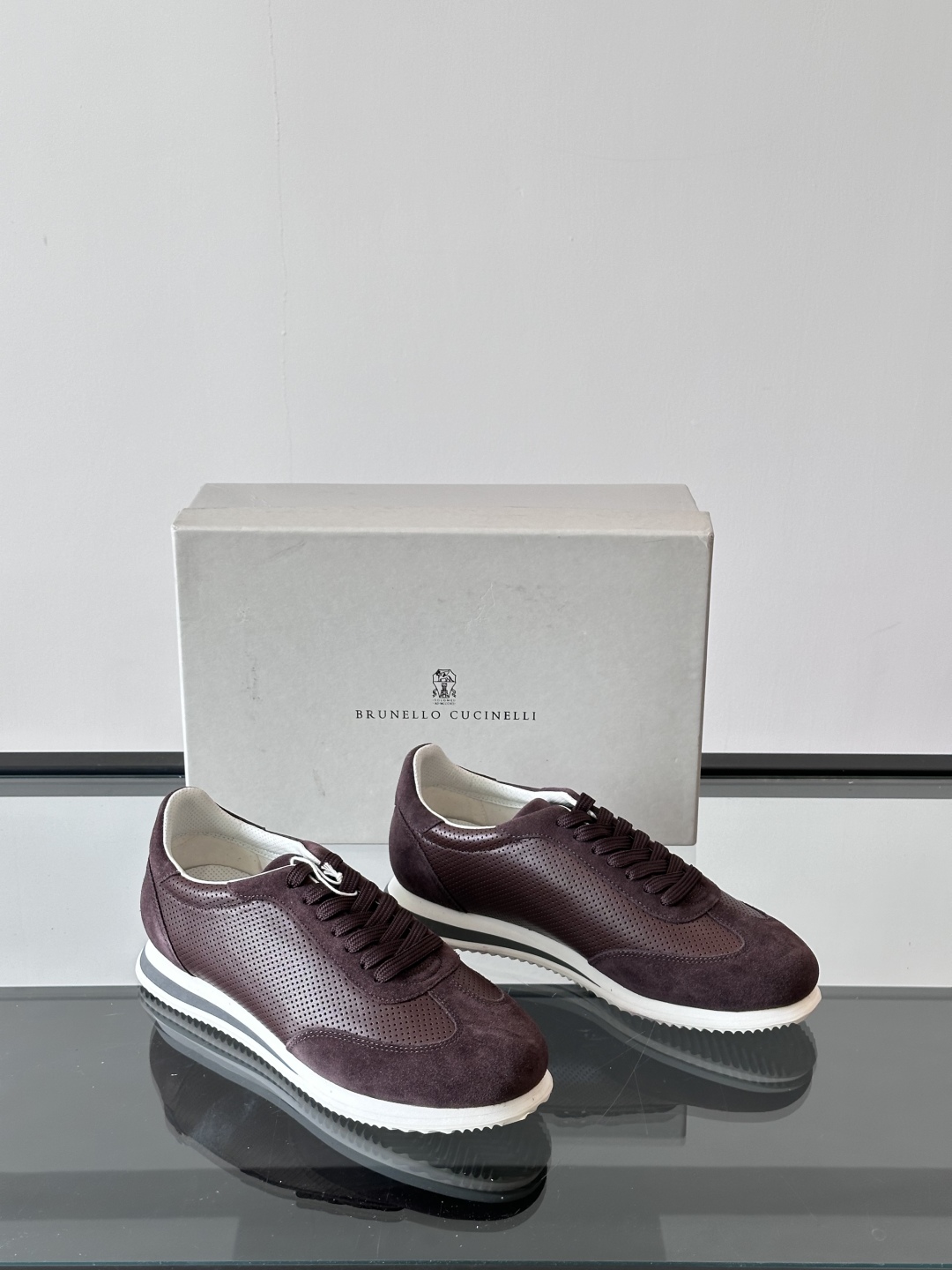 Brunello Cucinelli 春夏新款拼色运动板男鞋 此款运动鞋面料采用意大利进口高丝光水洗翻毛