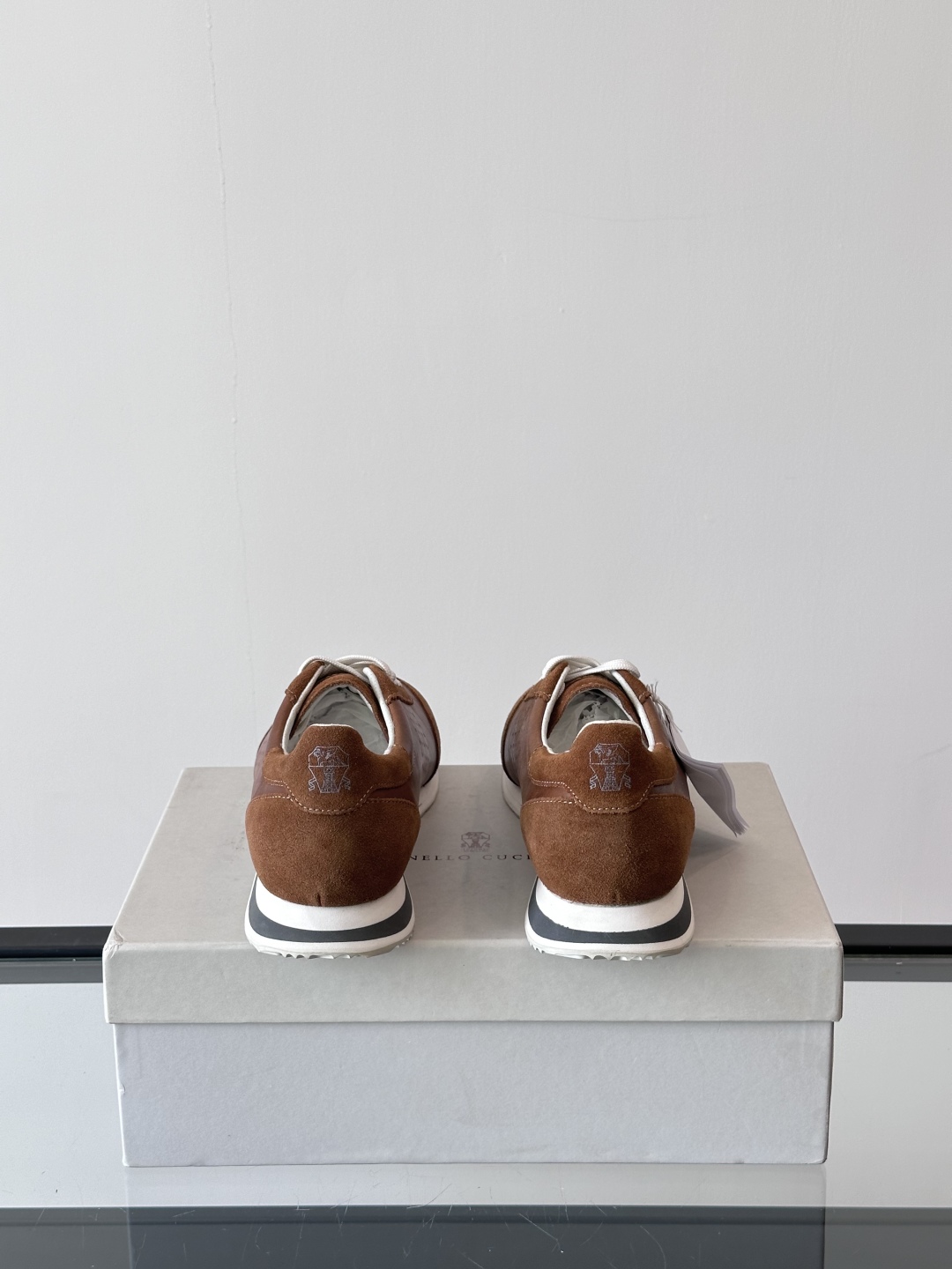 Brunello Cucinelli 春夏新款拼色运动板男鞋 此款运动鞋面料采用意大利进口高丝光水洗翻毛