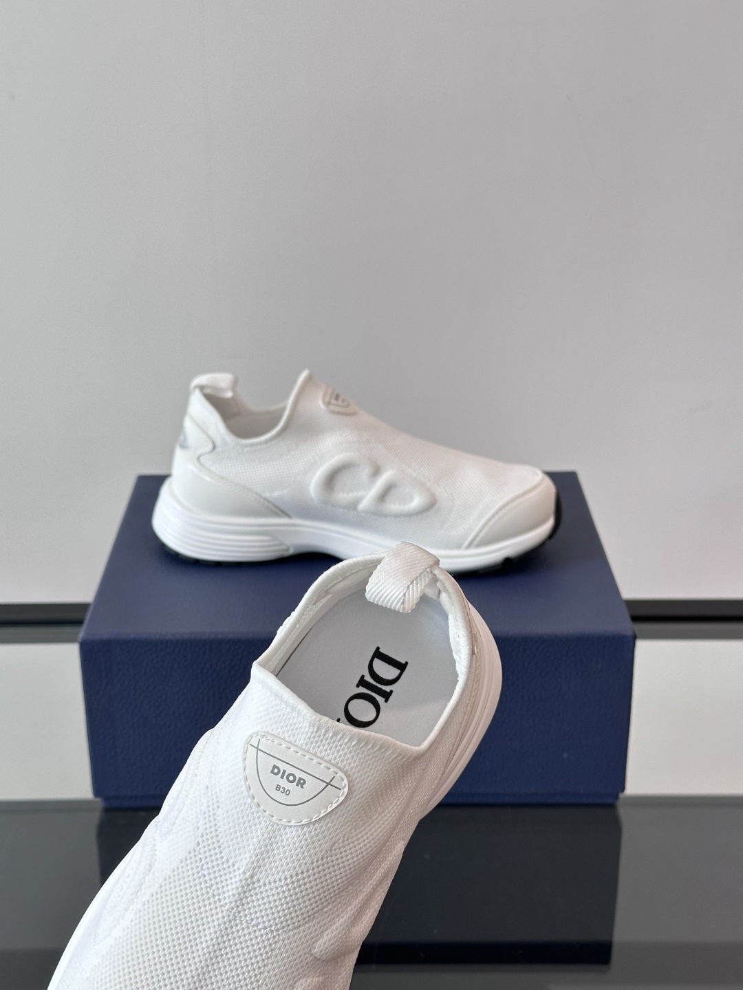 DIOR 迪奥 高版本新款.休闲.商务.集一体运动鞋. 简约超级百搭. 鞋面搭配 Logo布标.上脚完美