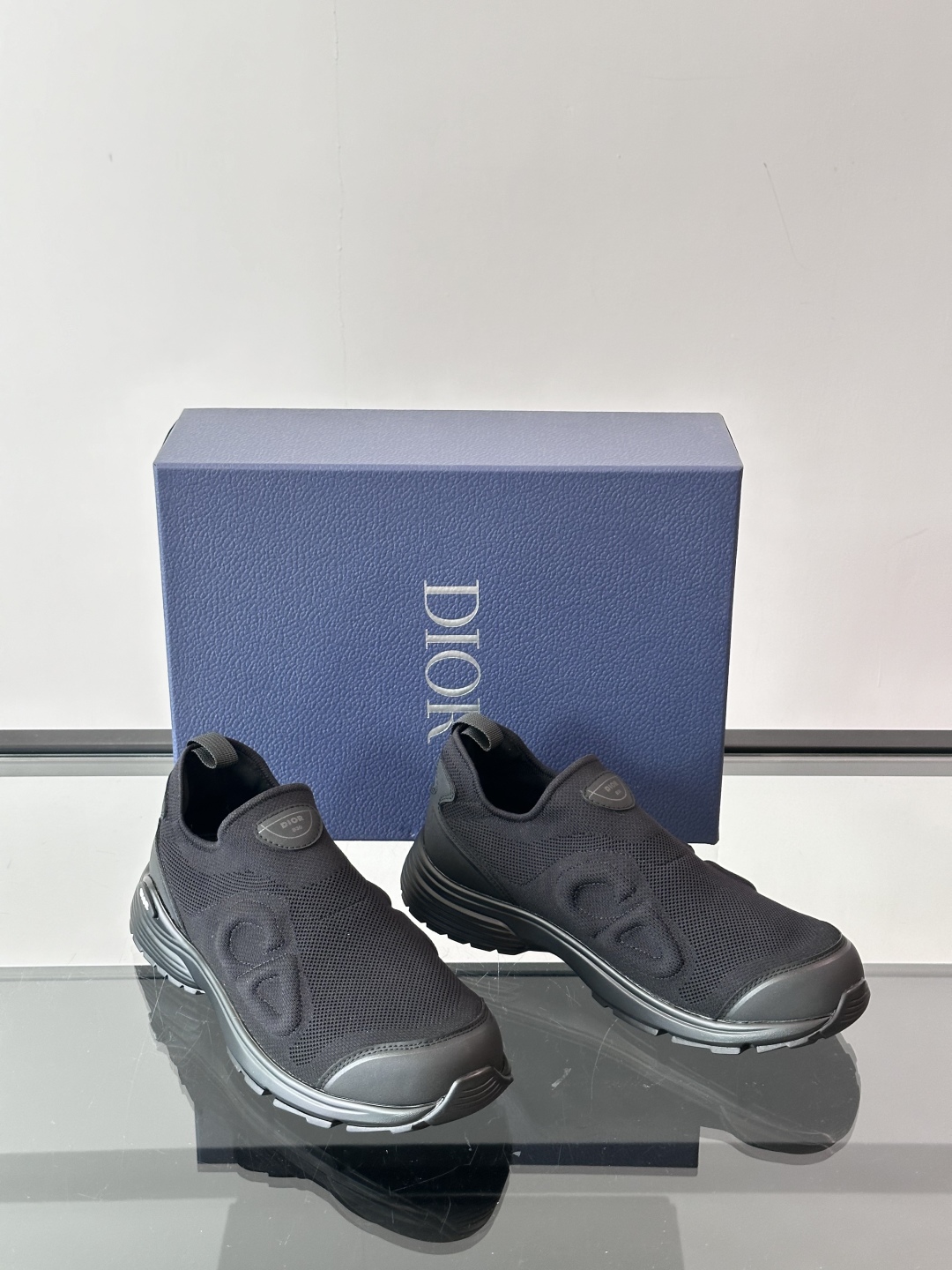 DIOR 迪奥 高版本新款.休闲.商务.集一体运动鞋. 简约超级百搭. 鞋面搭配 Logo布标.上脚完美